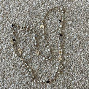 Never worn long gorgeous necklace.. double Strangs